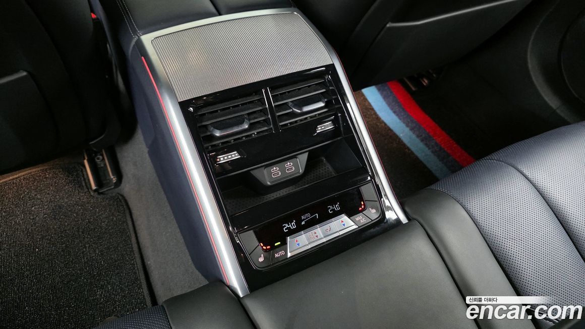 BMW 8-Series 2021