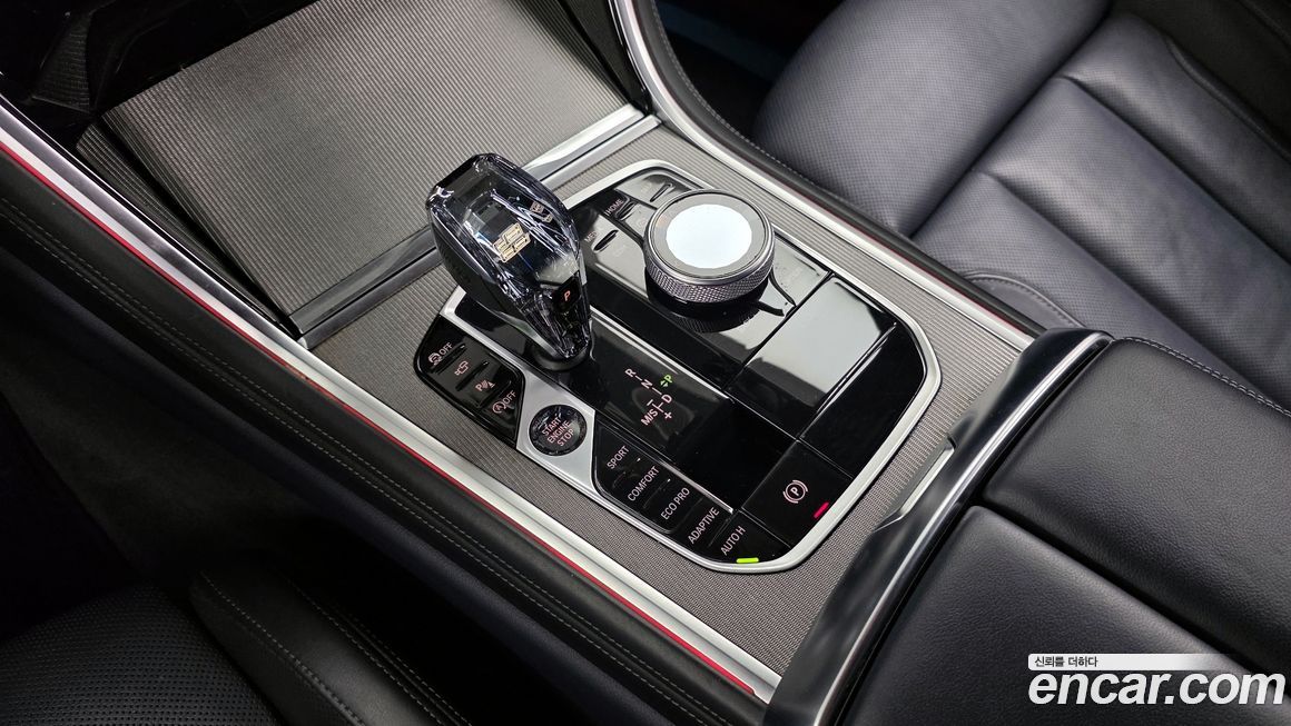 BMW 8-Series 2021