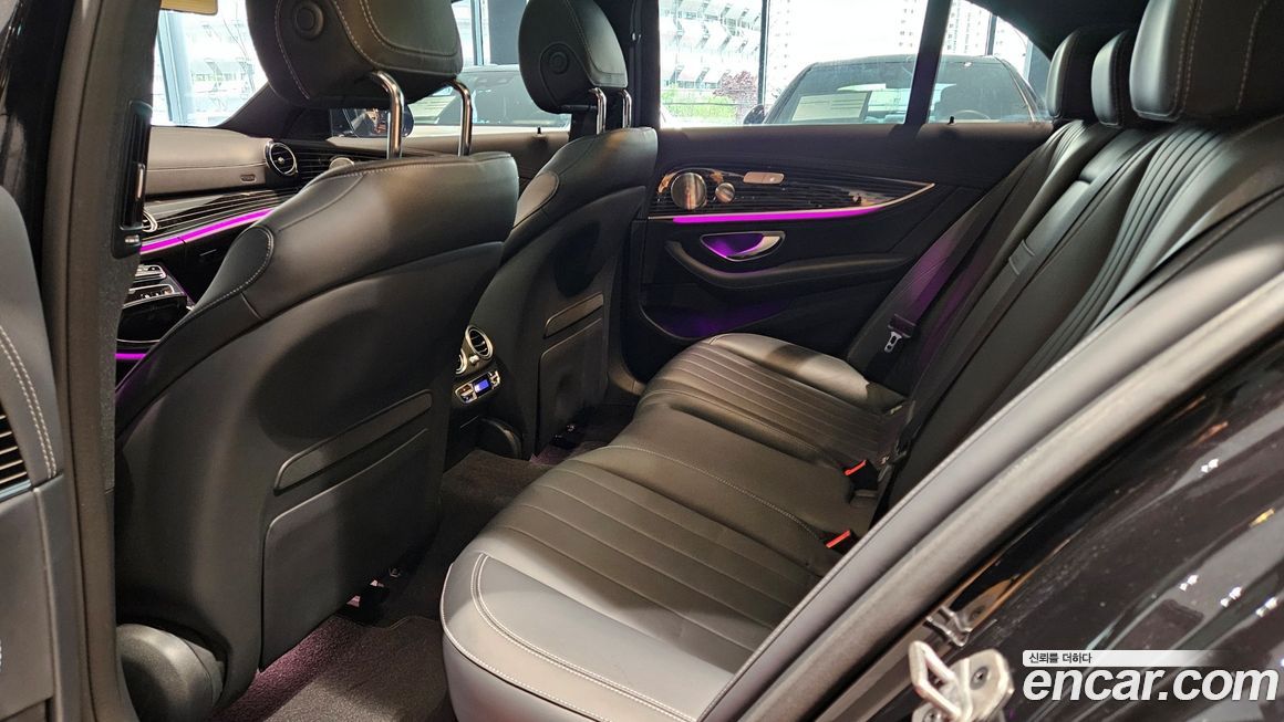 Mercedes-Benz E-Class 2023