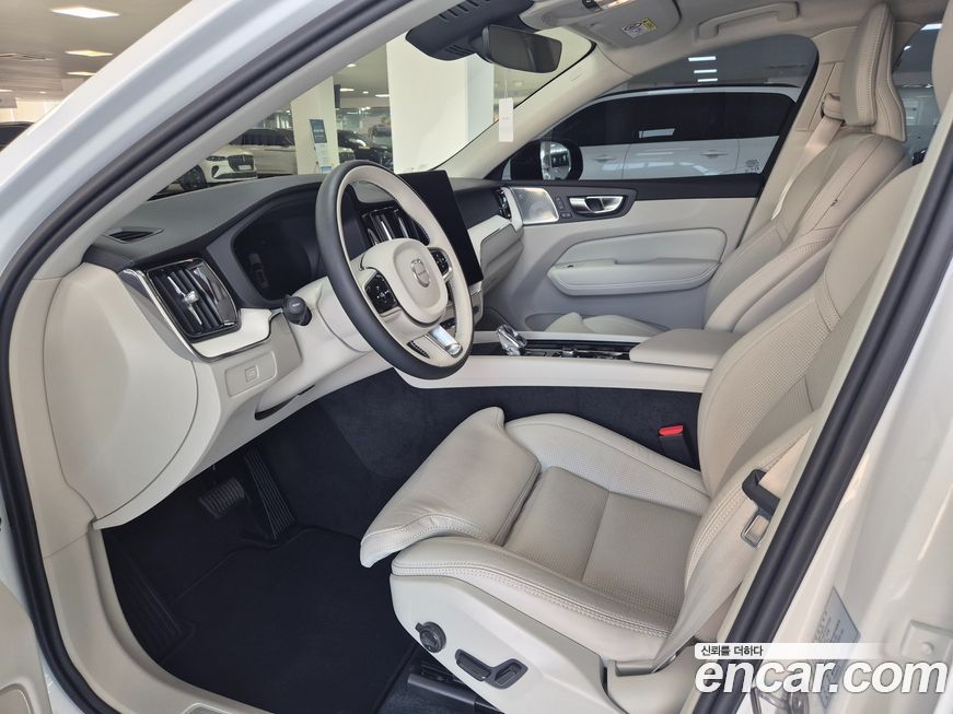 Volvo XC60 2026