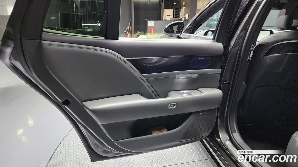 Genesis G90 2023