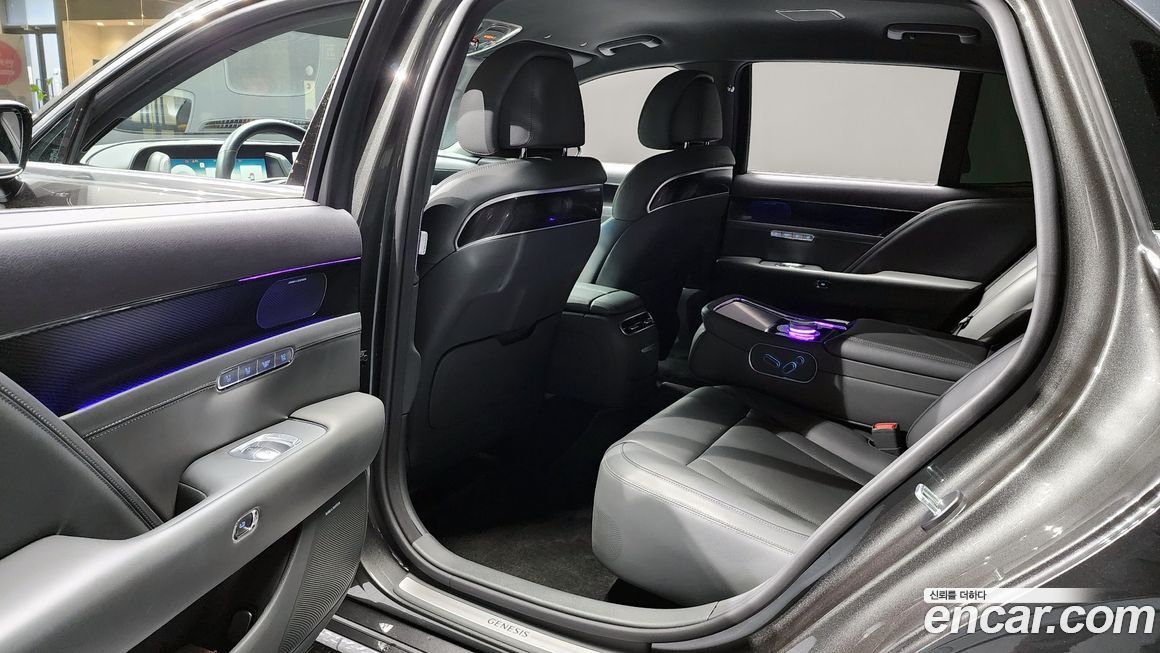 Genesis G90 2023