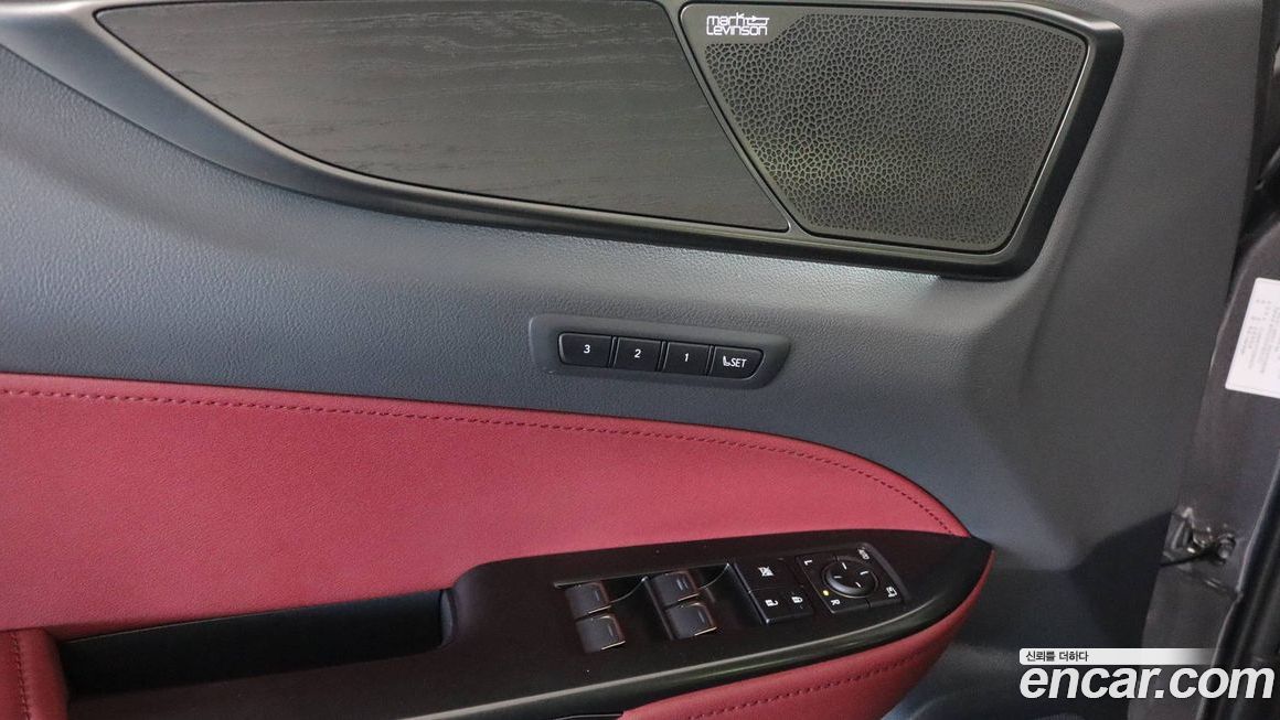 Lexus NX 2025
