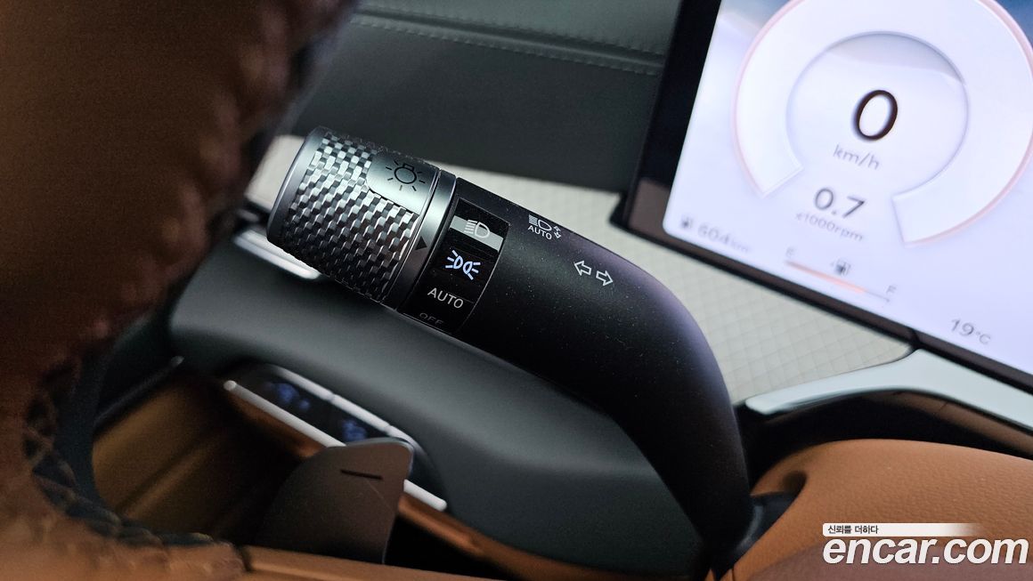 Genesis GV80 2025