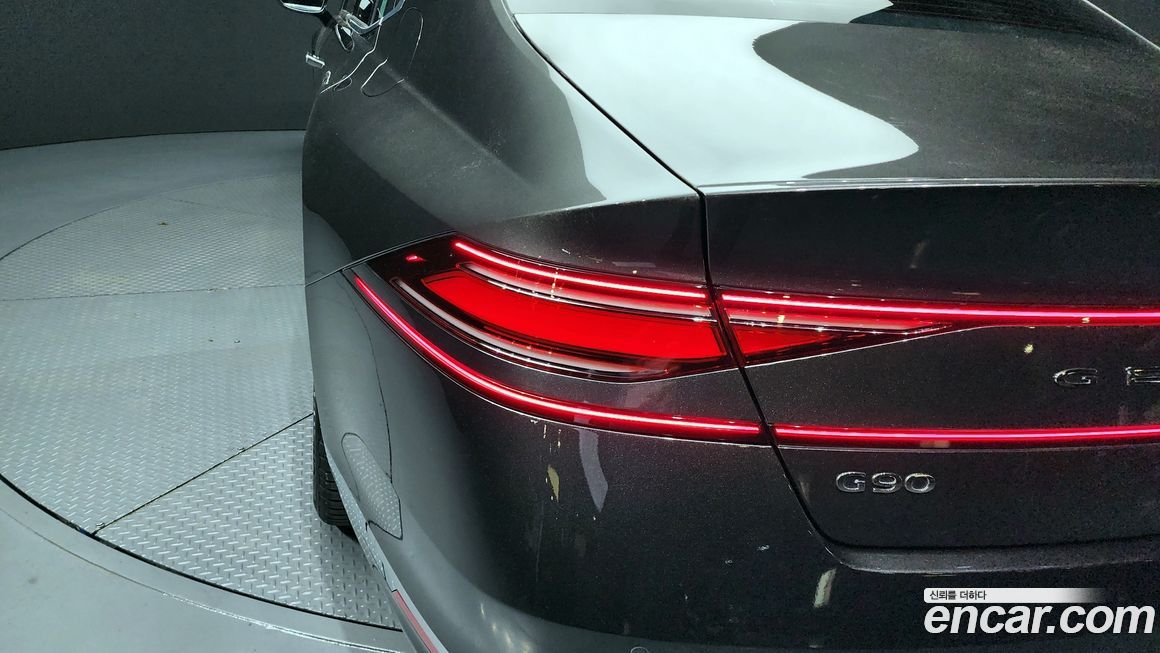Genesis G90 2023