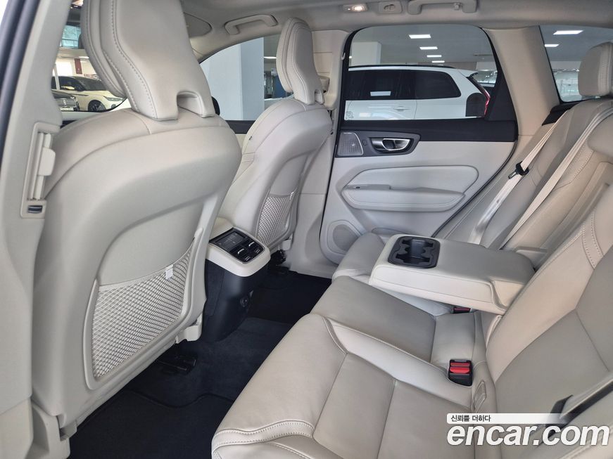 Volvo XC60 2026