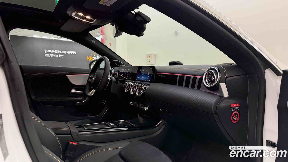 Mercedes-Benz CLA-Class 2025