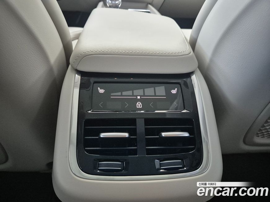 Volvo XC60 2026