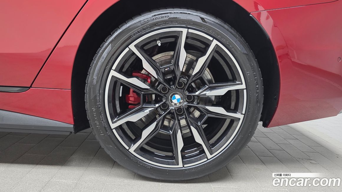 BMW i4 2025