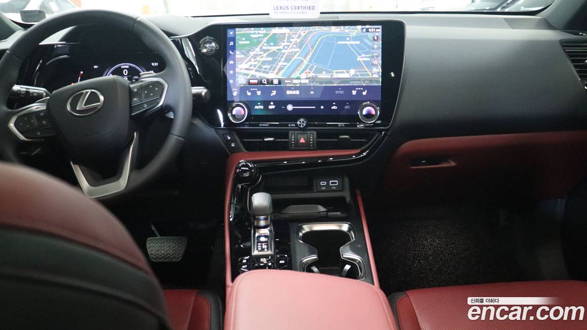 Lexus NX 2025