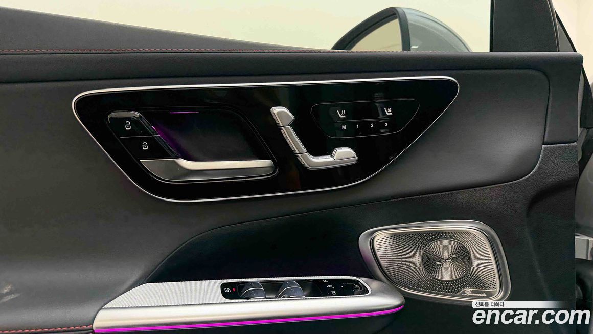 Mercedes-Benz GLC-Class 2025