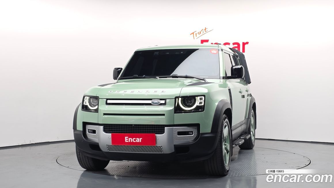 Land Rover Defender 2023