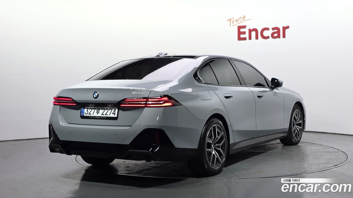 BMW 5-Series 2026