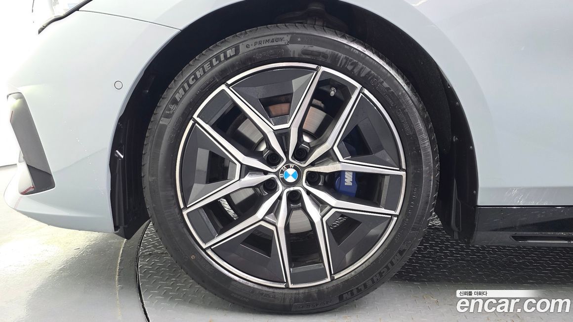 BMW 5-Series 2026