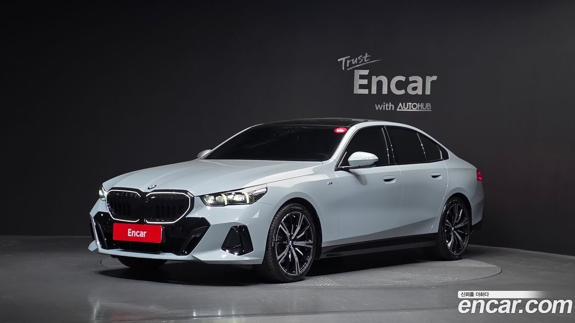 BMW 5-Series 2025