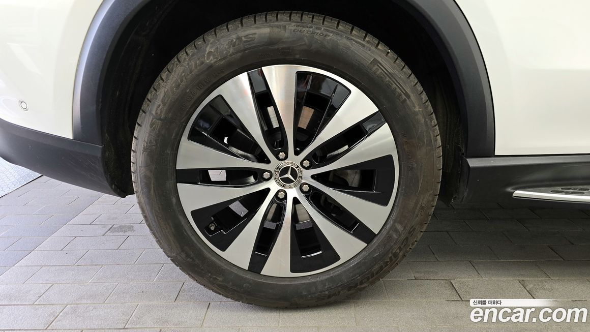 Mercedes-Benz GLE-Class 2024