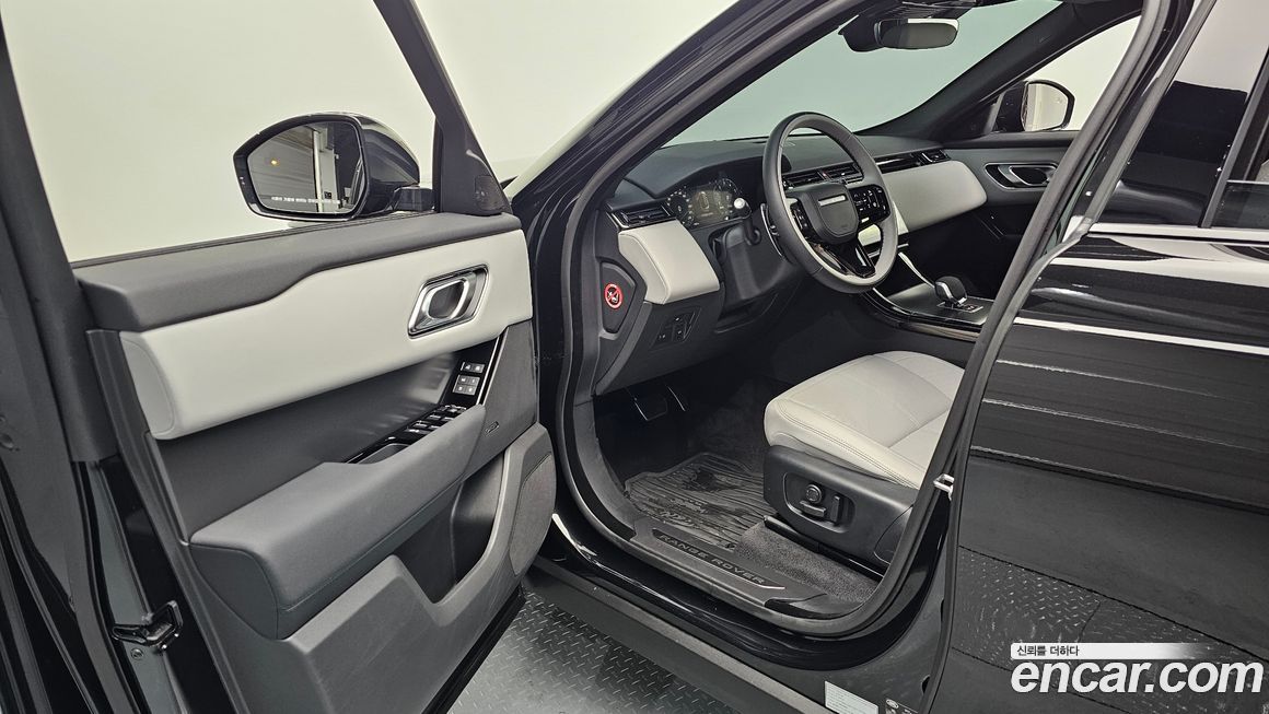 Land Rover Range Rover Velar 2024