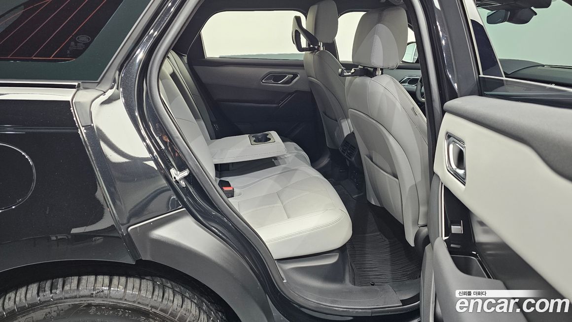 Land Rover Range Rover Velar 2024