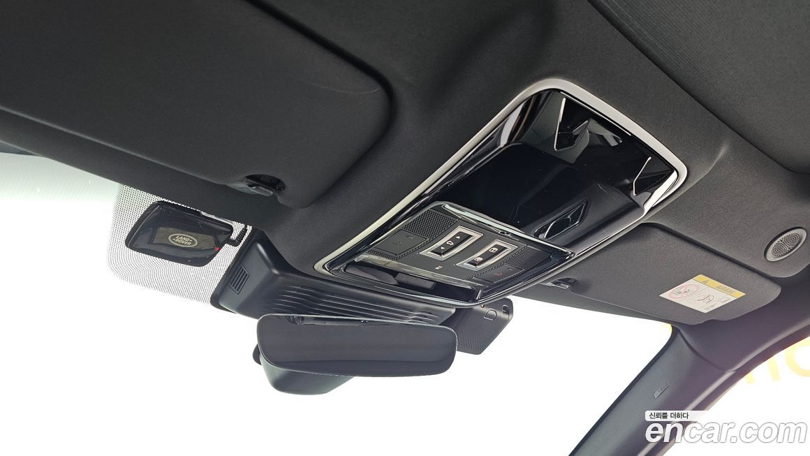 Land Rover Range Rover Velar 2024