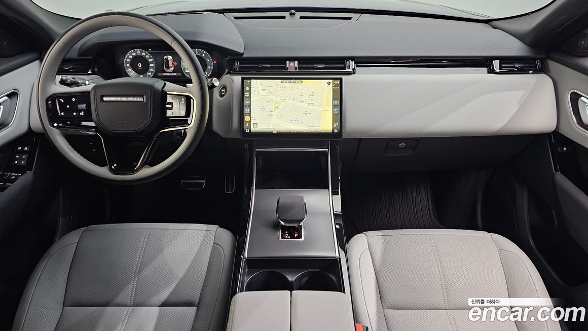Land Rover Range Rover Velar 2024