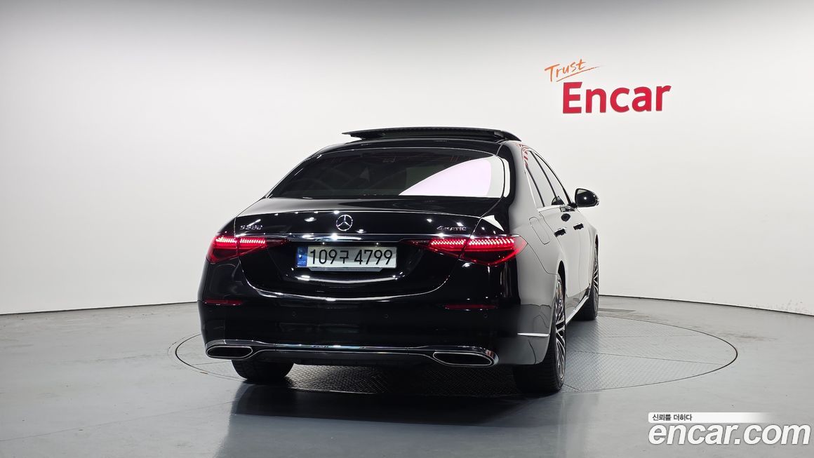 Mercedes-Benz S-Class 2021