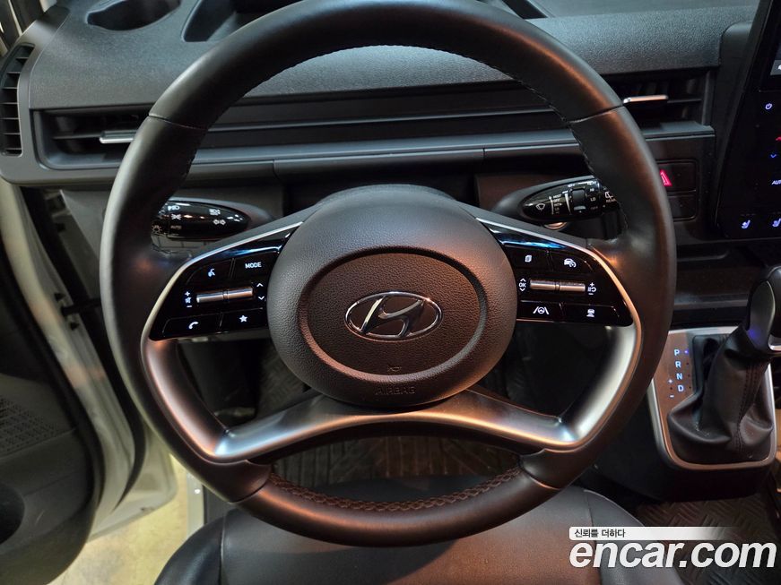 Hyundai Staria 2024