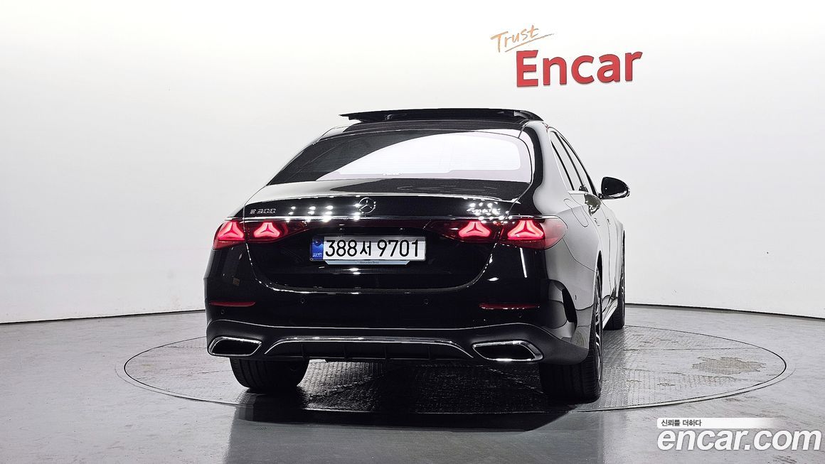 Mercedes-Benz E-Class 2026