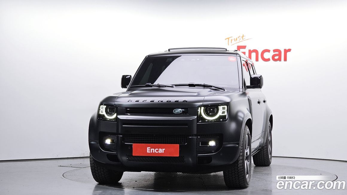 Land Rover Defender 2023