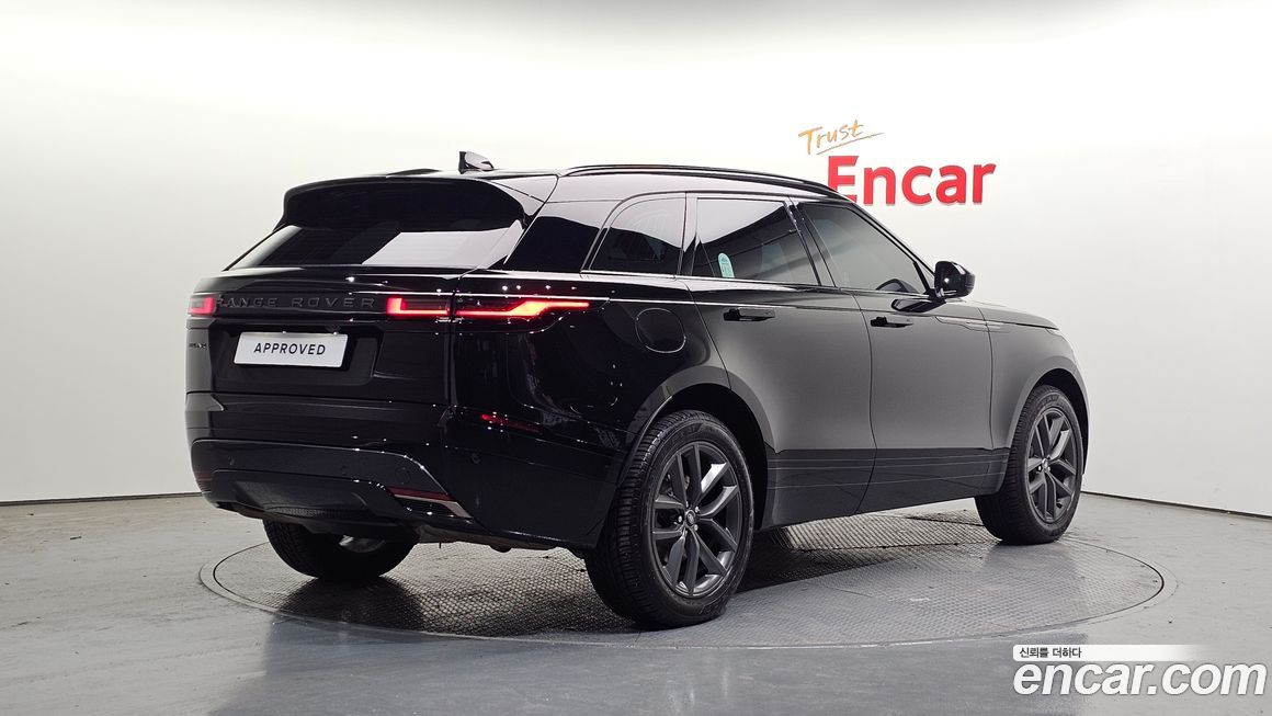 Land Rover Range Rover Velar 2024