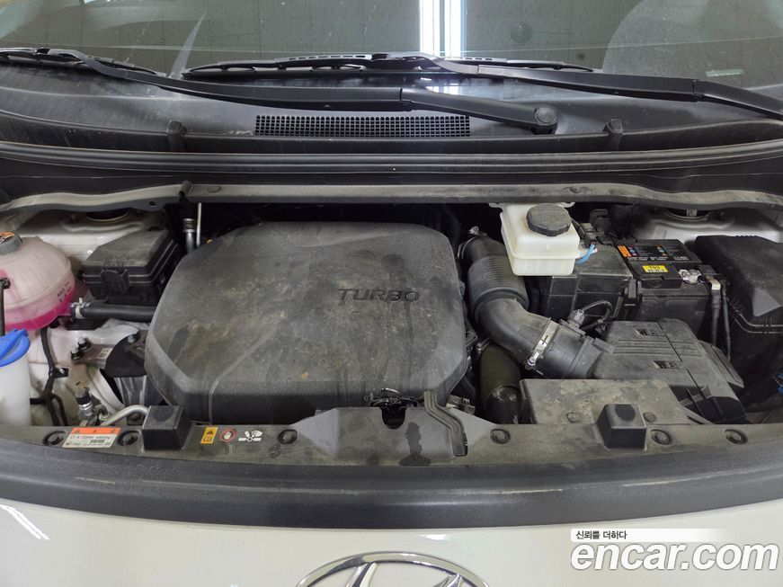 Hyundai Staria 2024