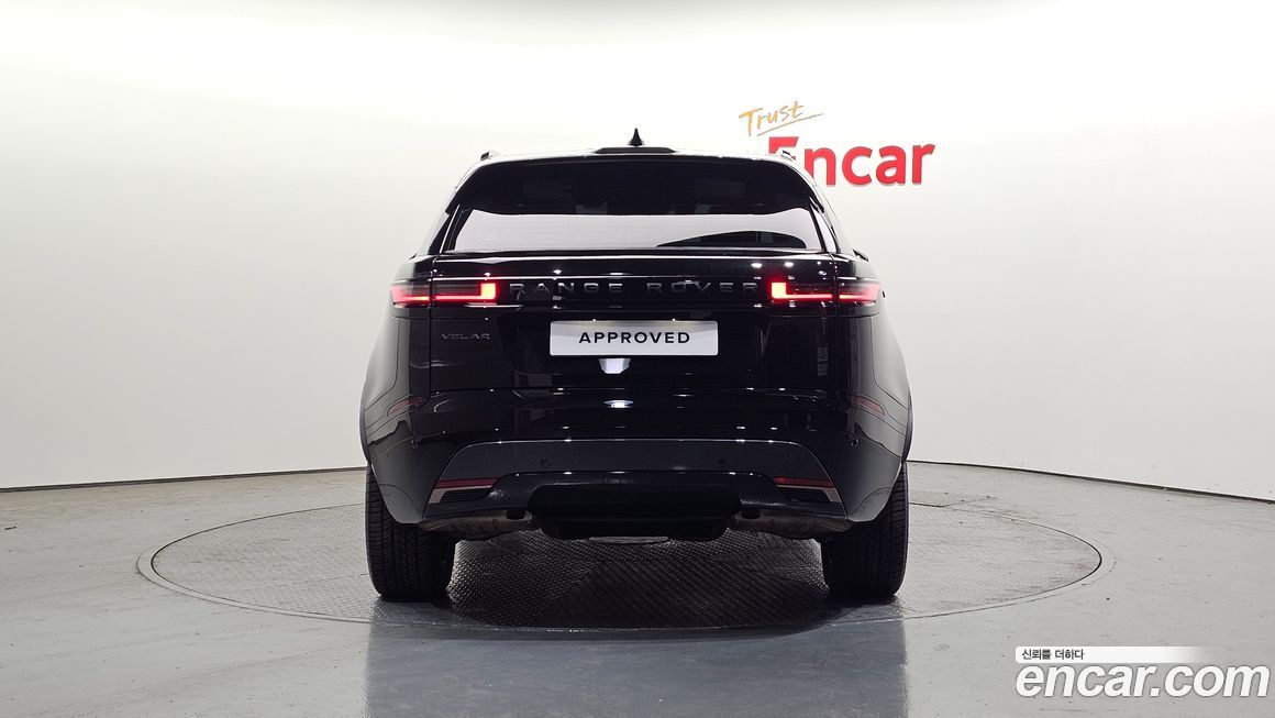 Land Rover Range Rover Velar 2024