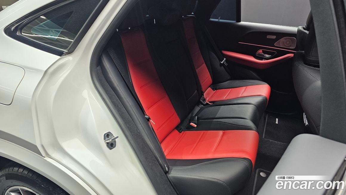 Mercedes-Benz GLE-Class 2023