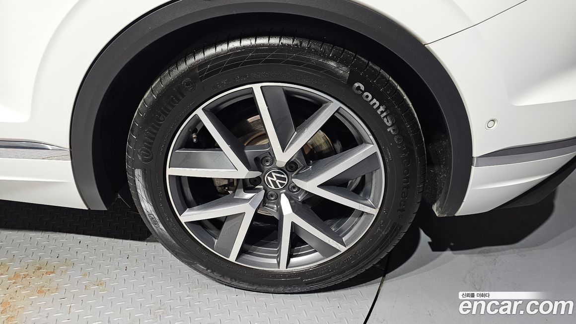 Volkswagen Touareg 2021