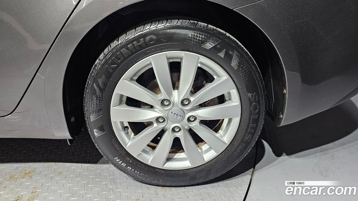 Kia K3 2013