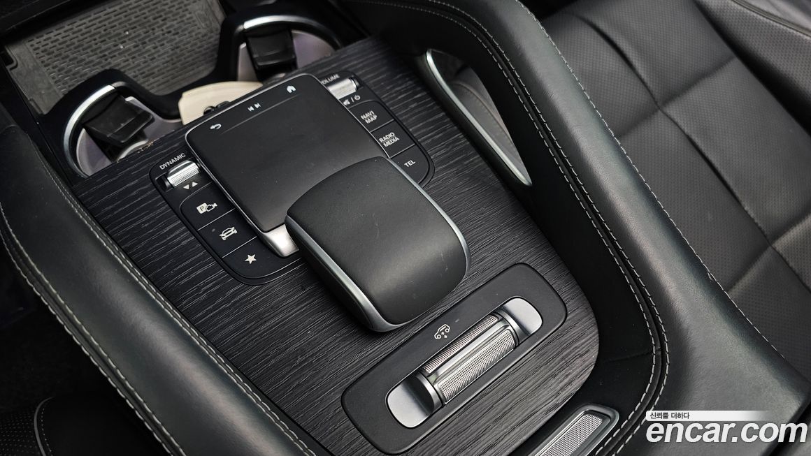 Mercedes-Benz GLS-Class 2024
