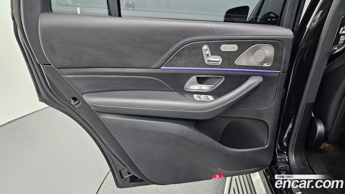 Mercedes-Benz GLS-Class 2024