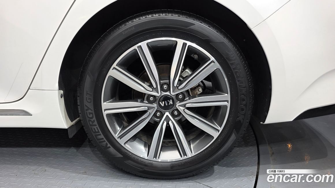 Kia K5 2019