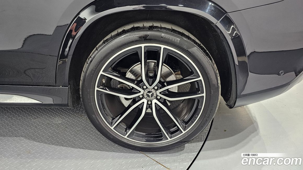 Mercedes-Benz GLS-Class 2024