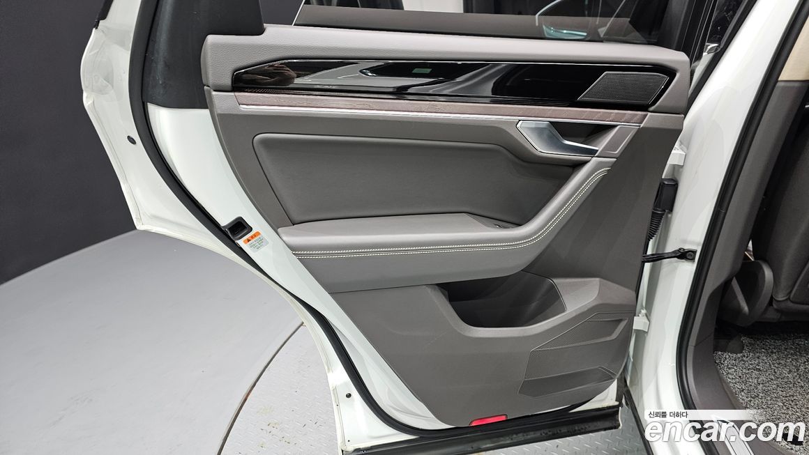 Volkswagen Touareg 2021