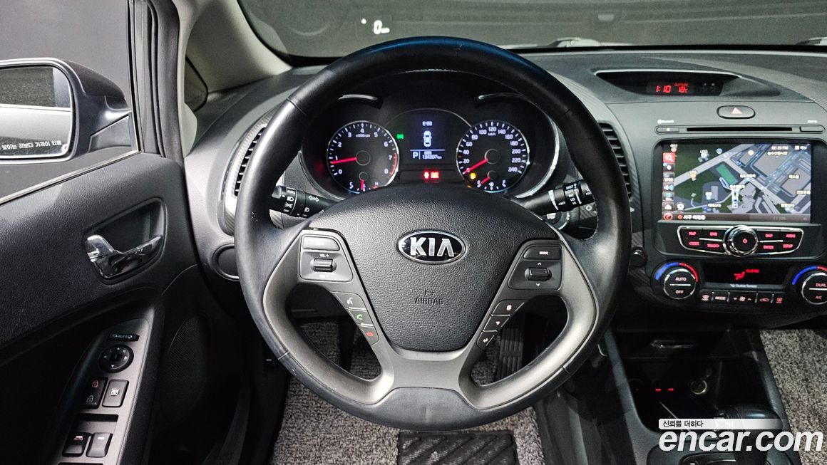 Kia K3 2013