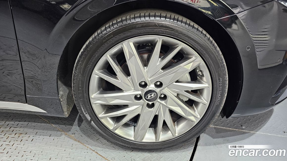 Hyundai Grandeur 2020