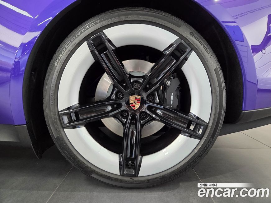Porsche Taycan 2026