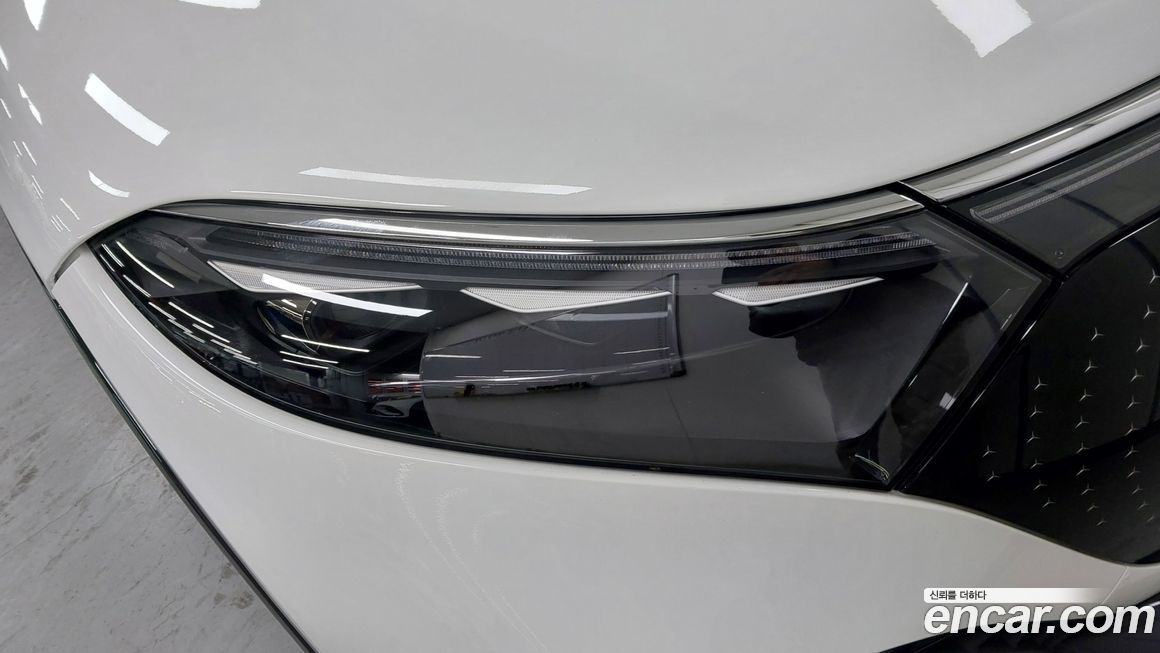 Mercedes-Benz EQS 2024