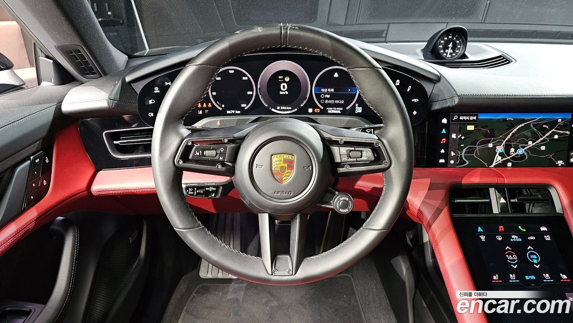 Porsche Taycan 2025
