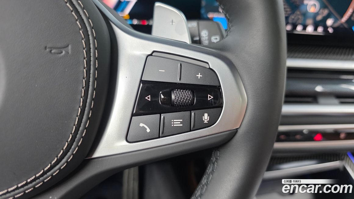 BMW X7 2025