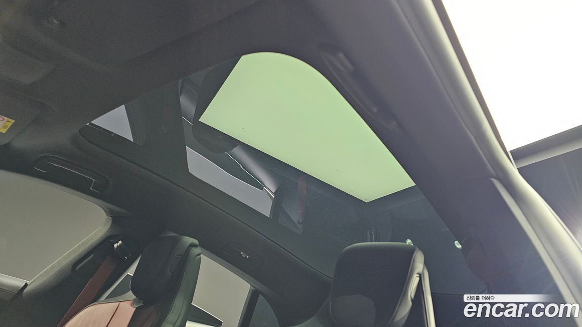 Porsche Taycan 2025