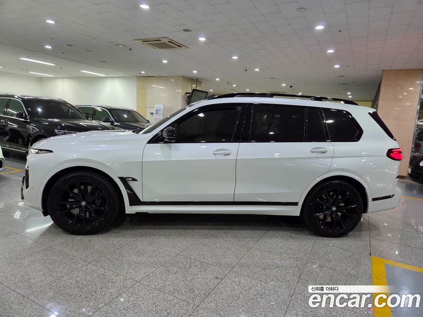 BMW X7 2024