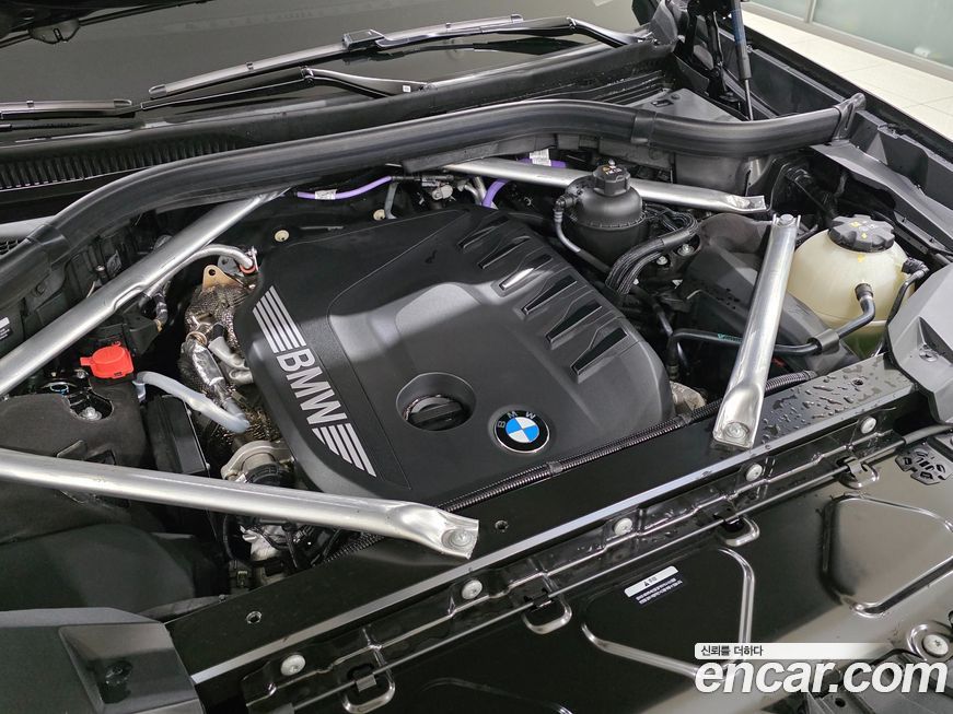 BMW X7 2025