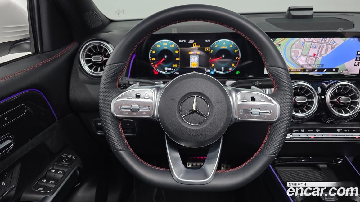 Mercedes-Benz GLB-Class 2023