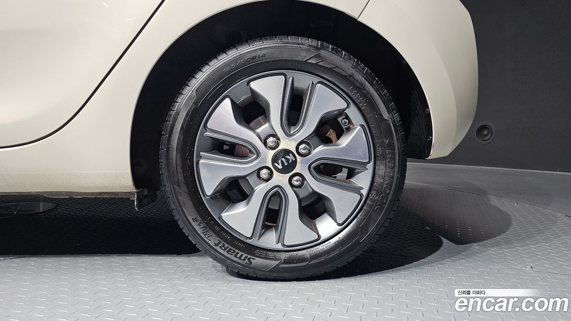 Kia morning 2016